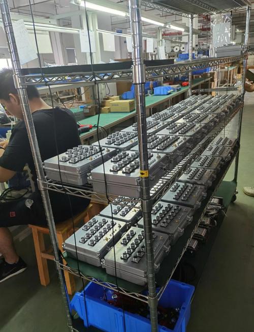 中秋工廠行 在煙火與星辰里，讀懂他的擔當